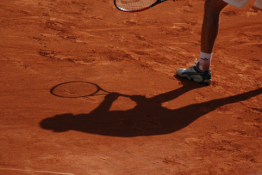 R. Nadalis nedemonstravo užtikrinto teniso, tačiau iškopė į ketvirtfinalį Prancūzijoje