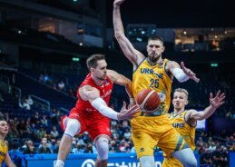 Ponitkos ir Slaughterio vedami lenkai eliminavo Ukrainą iš čempionato