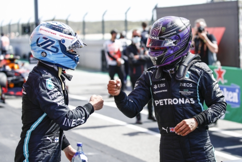 Kodėl „Mercedes“ atidavė antrą vietą Verstappenui?