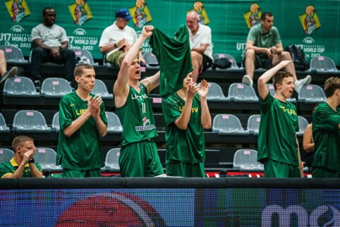 Lietuvos 17–mečių rinktinė nugalėjo Japoniją ir grupėje užėmė pirmąją vietą