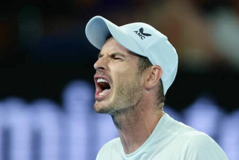 „Australian Open“ pradžia: laikrodį atsukęs A. Murray'us ir užtikrintas N. Djokovičius