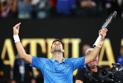 Trijų setų kovoje N. Djokovičius iškovojo savo 10-ąjį „Australian Open“ titulą